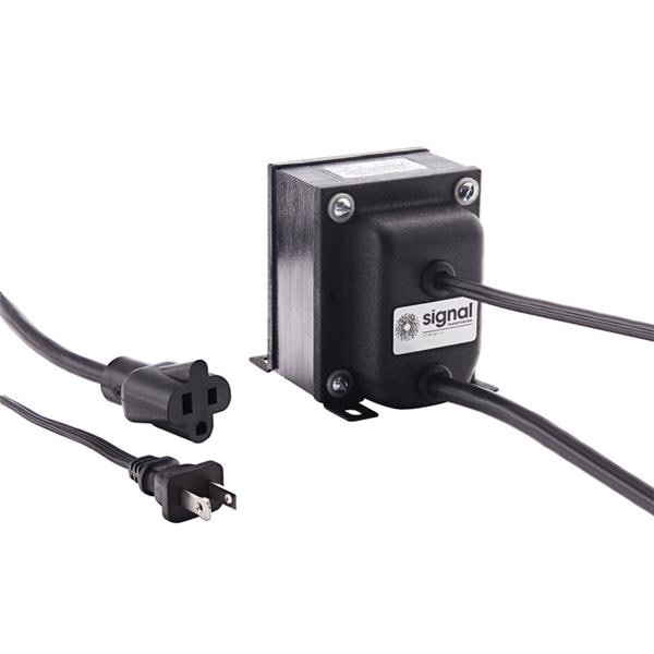 Chassis-mount autotransformer used for step-up or step-down voltage conversion